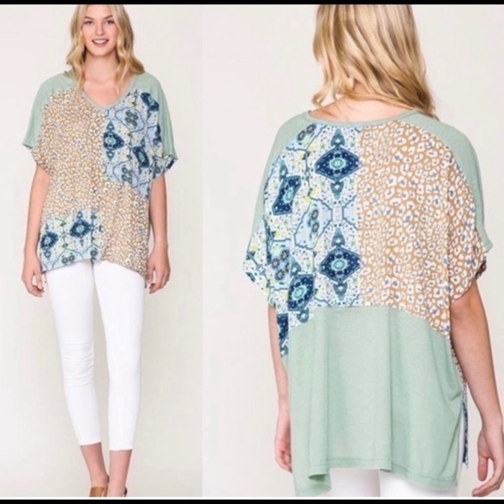 Lightweight leopard/paisley top-201